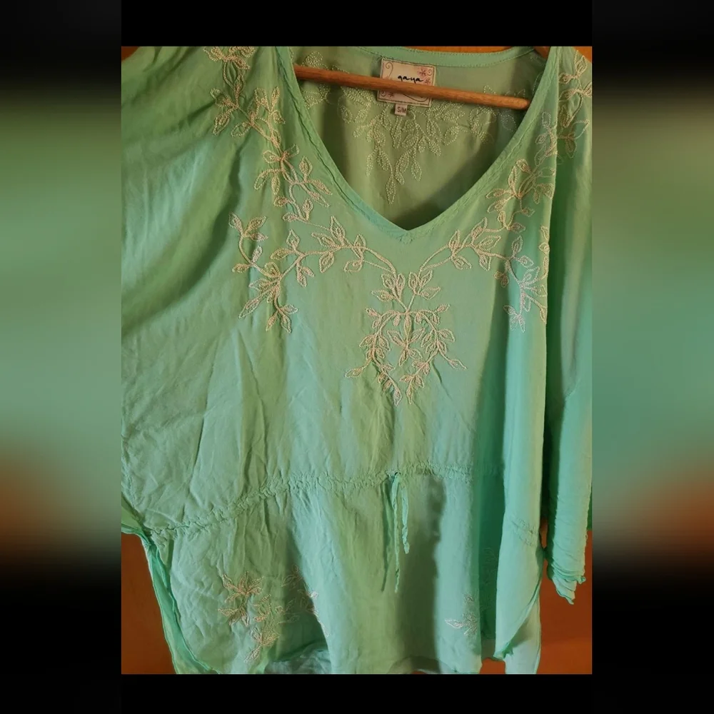 Gaya Embroidered Mint Kimono Top - Picture 4 of 7